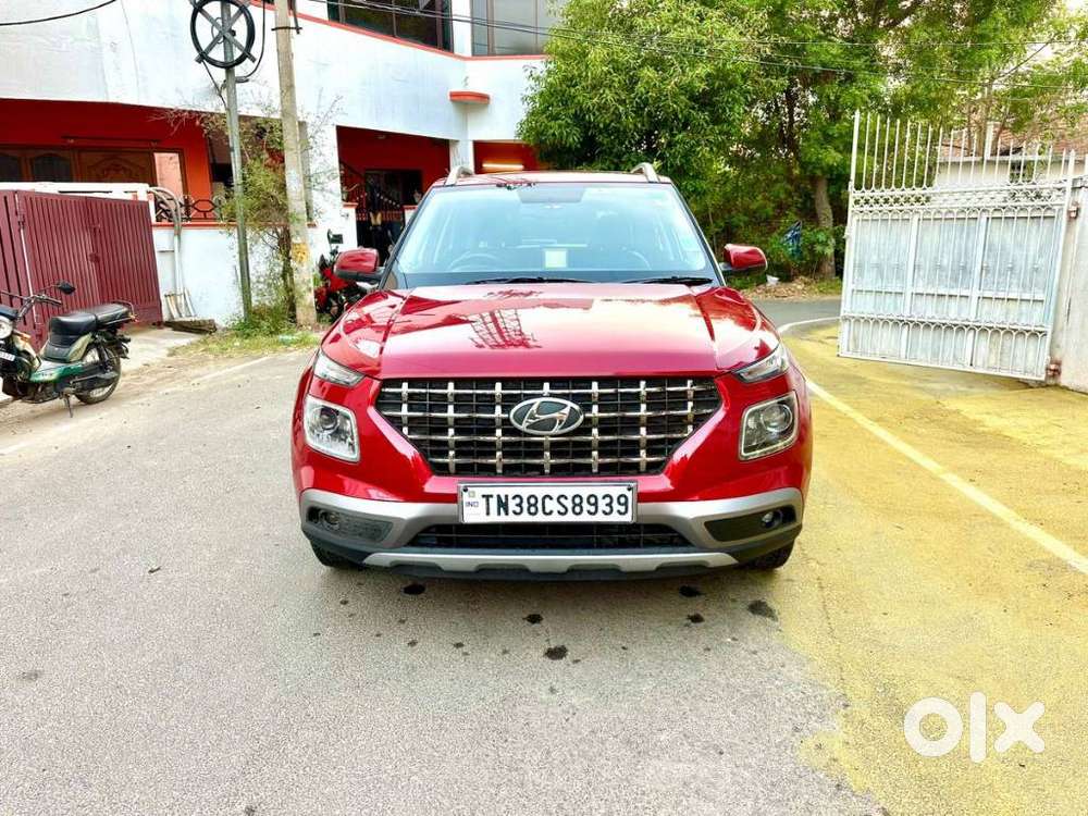 Hyundai Venue 1.2 S (o), 2019, Petrol