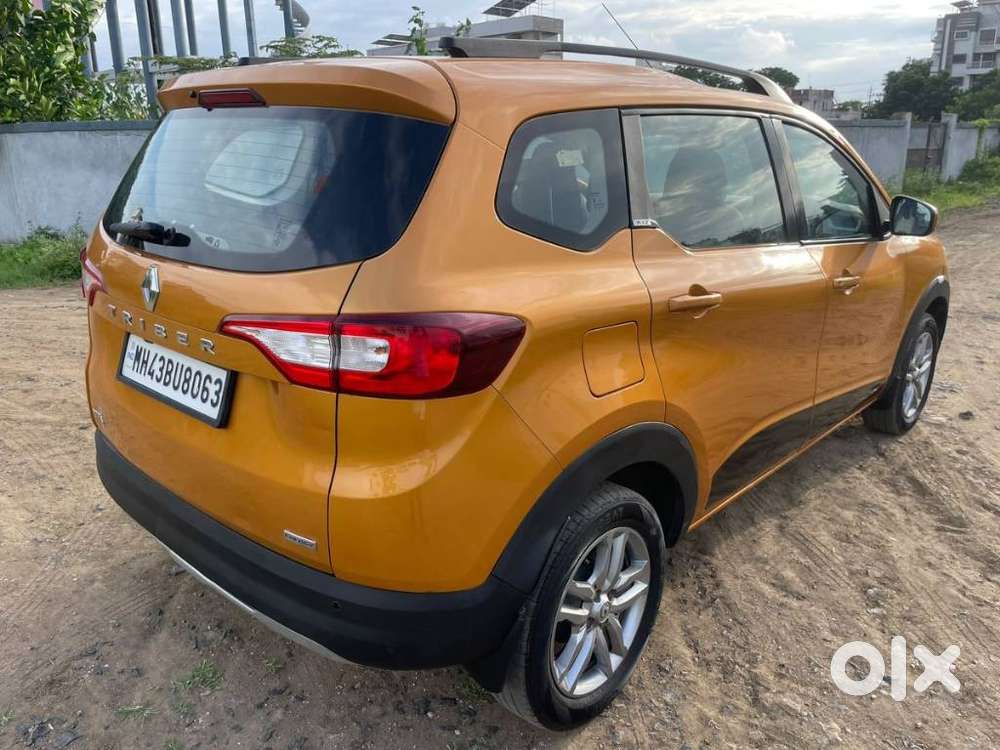 Renault Triber Rxz, 2021, Petrol