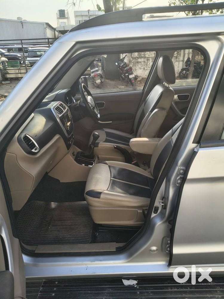 Mahindra Tuv 300 T8, 2015, Diesel