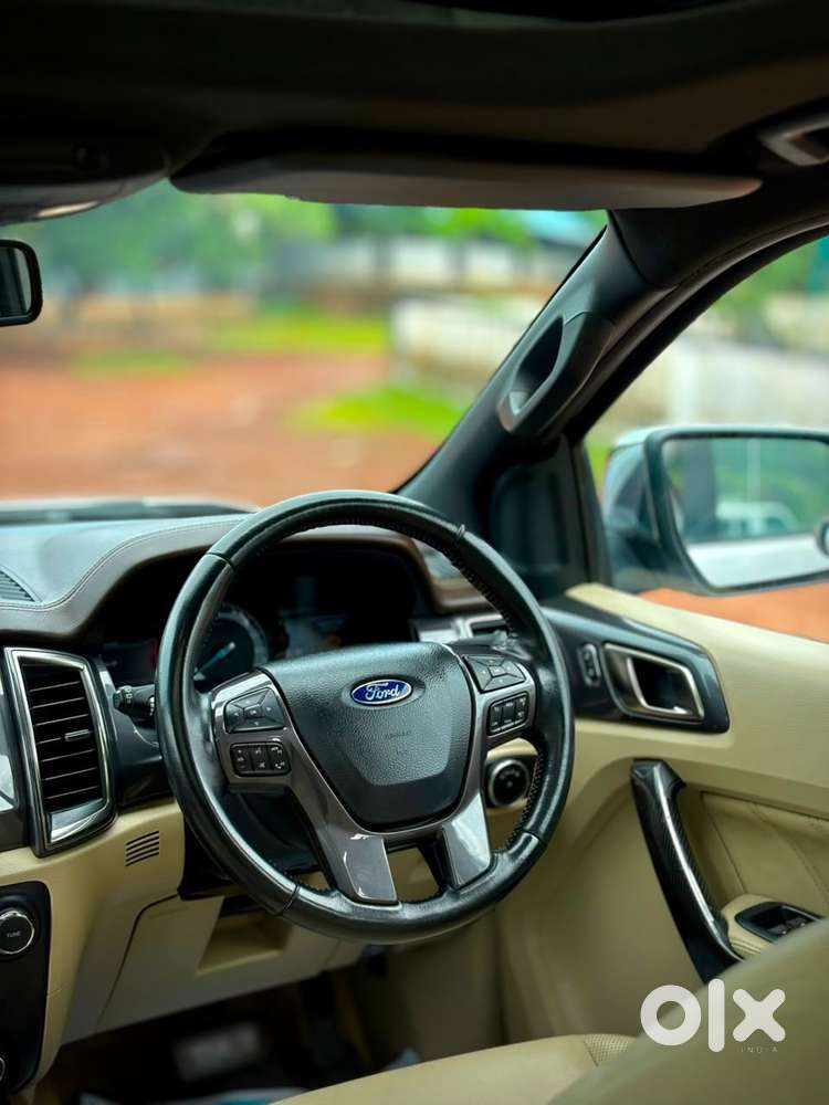 Ford Endeavour 3.2 Titanium At 4x4, 2016, Diesel