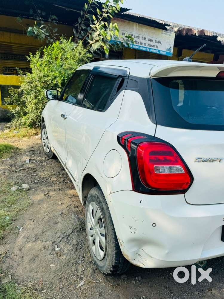 Maruti Suzuki Swift Petrol 2022
