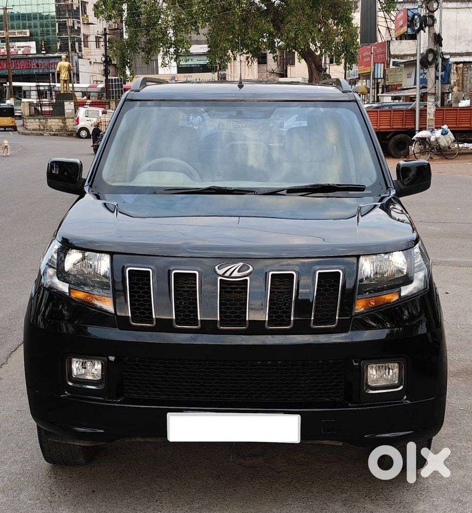 Mahindra Tuv 300 T10, 2019, Diesel