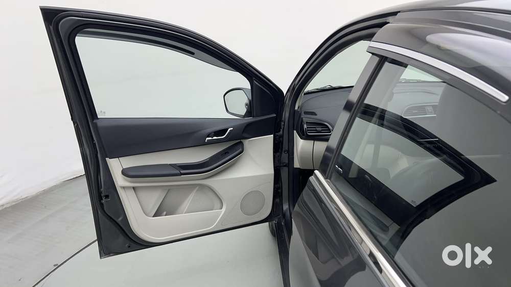 Tata Tiago Xza Plus, 2022, Petrol