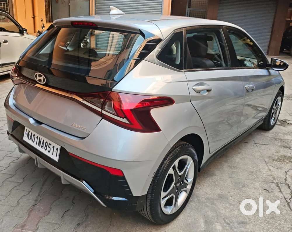 Hyundai I20 Sportz 1.2 Ivt, 2023, Petrol