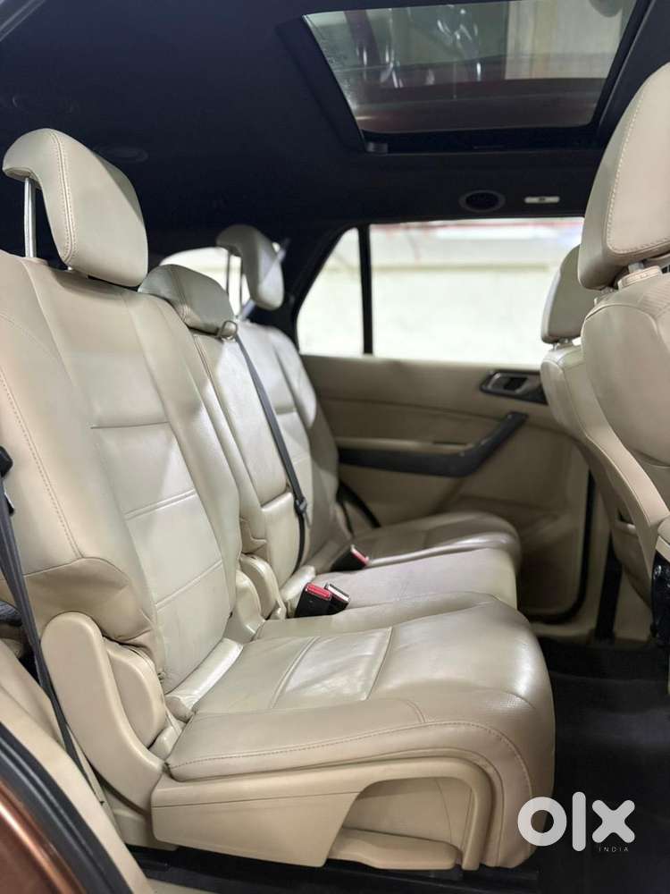 Ford Endeavour 3.2 Titanium At 4x4, 2016, Diesel