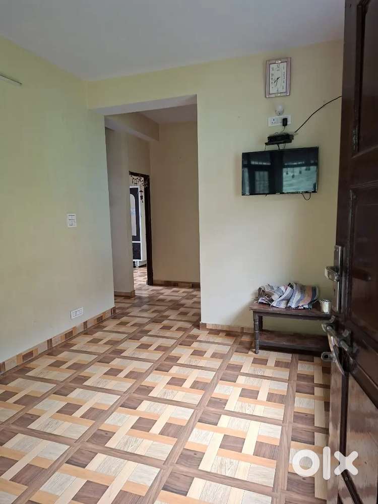 2 bhk room for rent