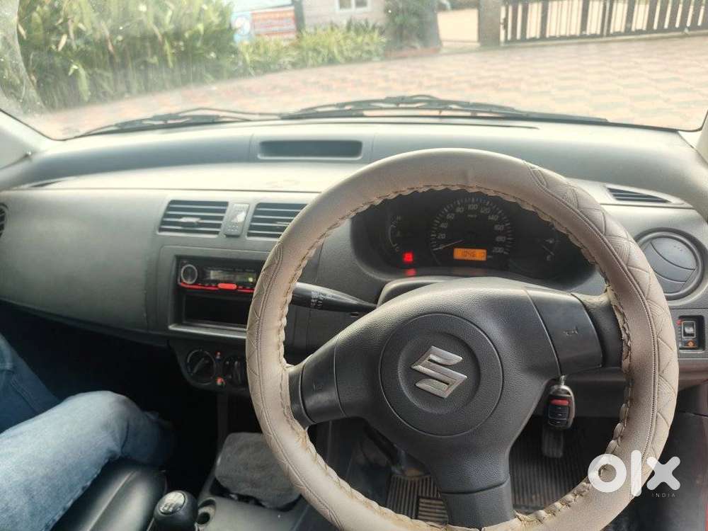 Maruti Suzuki Swift Lxi Bsiv, 2007, Petrol