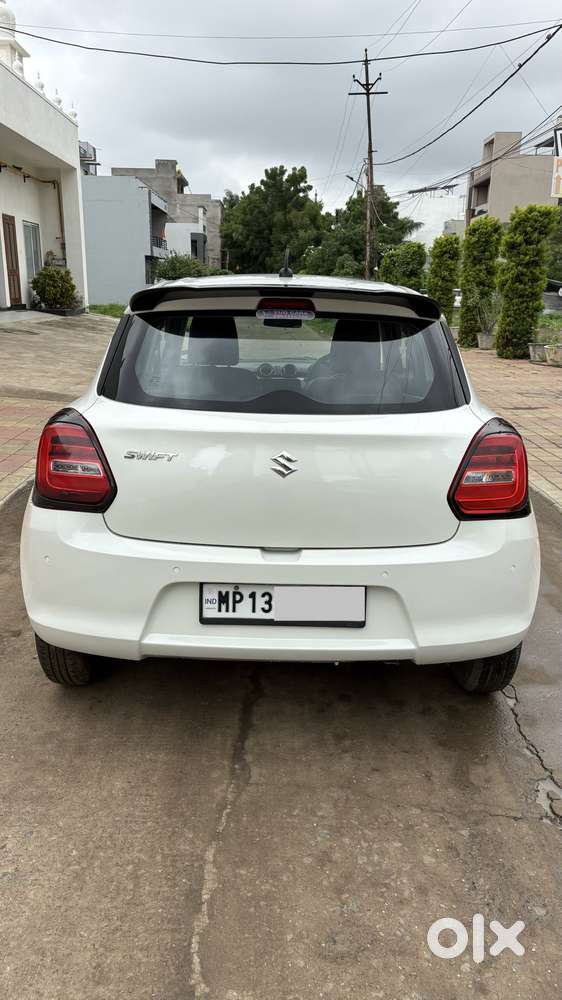 Maruti Suzuki Swift Vxi, 2022, Petrol