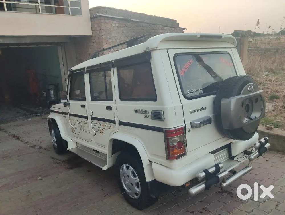 Mahindra Bolero Neo Plus 2015 Diesel 73000 Km Driven