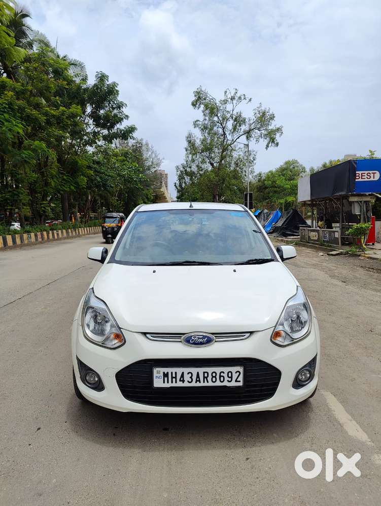 Ford Figo 2012-2015 Petrol Titanium, 2015, Petrol
