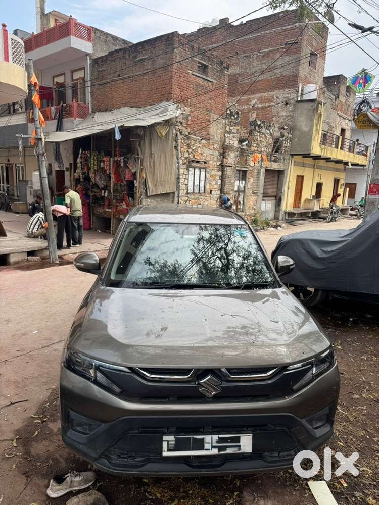 Maruti Suzuki Brezza 2024 Petrol Well Maintained