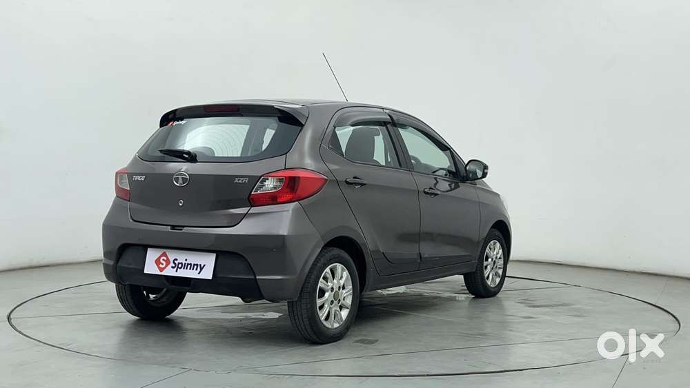 Tata Tiago Xza, 2017, Petrol