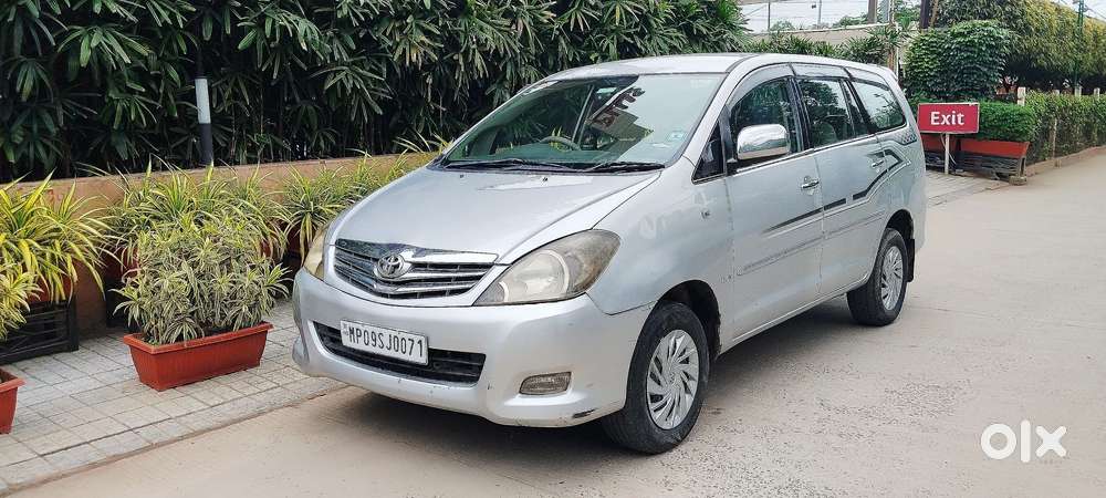 Toyota Innova 2.5 V 7 Str, 2012, Diesel
