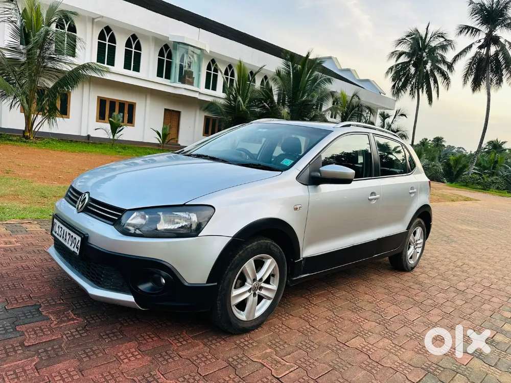 Volkswagen Crosspolo 2013 Diesel 143000 Km Driven