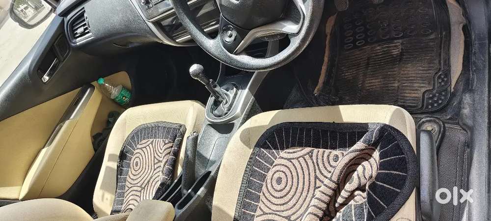 Honda City V ( Petrol + Cng )