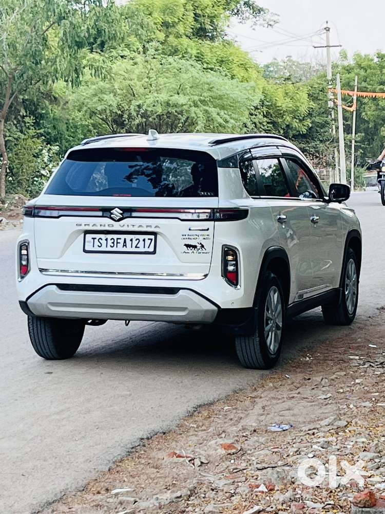 Maruti Suzuki Grand Vitara, 2023, Petrol