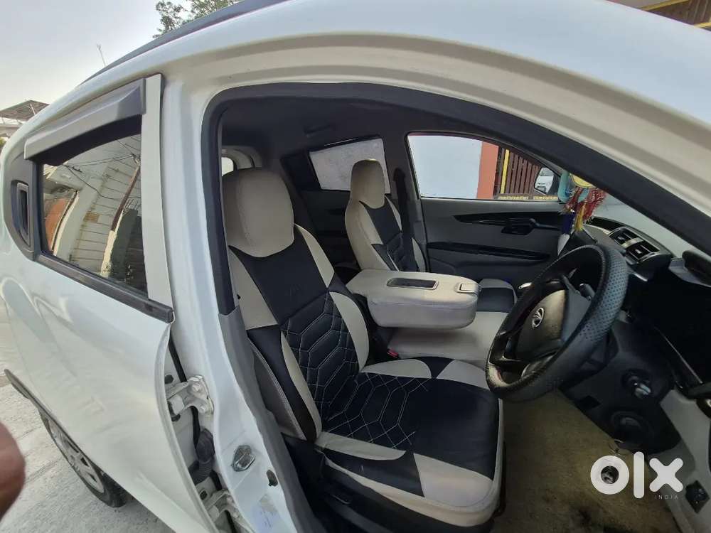 Mahindra Kuv100 Nxt 2017 Petrol 50000 Km Driven