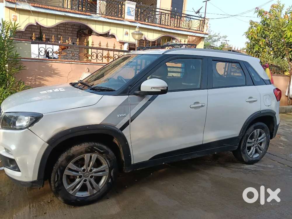 Maruti Brezza Zdi Plus With Showroom Track