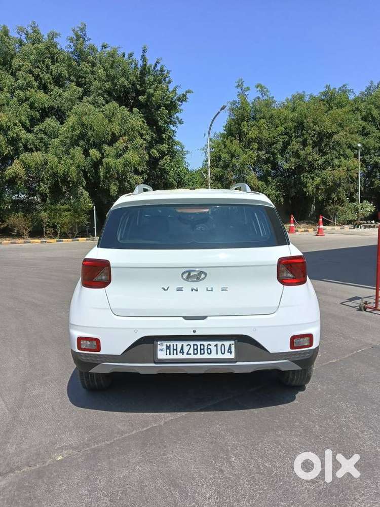 Hyundai Venue Sx 1.2 Mt Knight Edition, 2021, Petrol