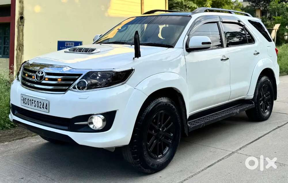 Toyota Fortuner 2013 Diesel 135000 Km Driven