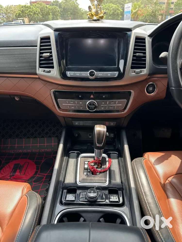 Mahindra Alturas G4 4wd At, 2019, Diesel