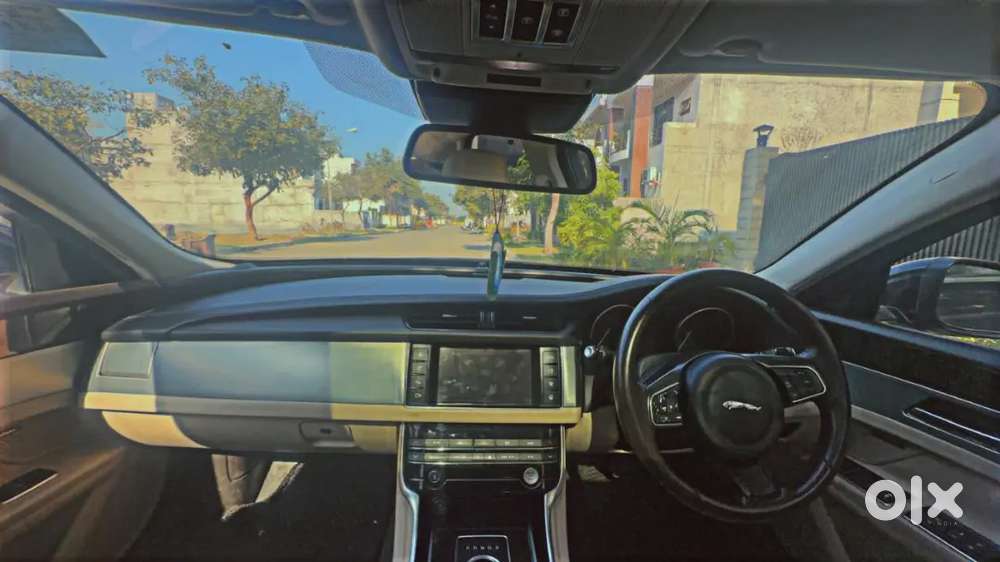 Jaguar Xf 2017