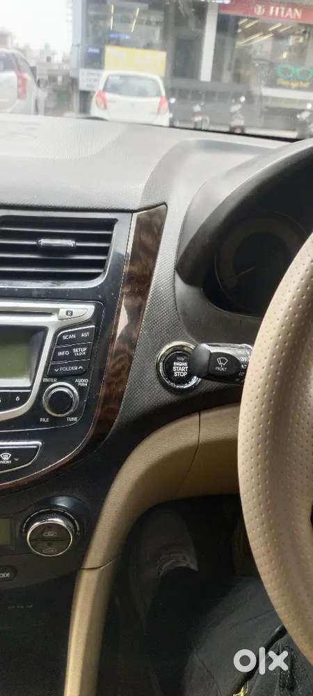 Hyundai Verna 1.6 Sx 2012