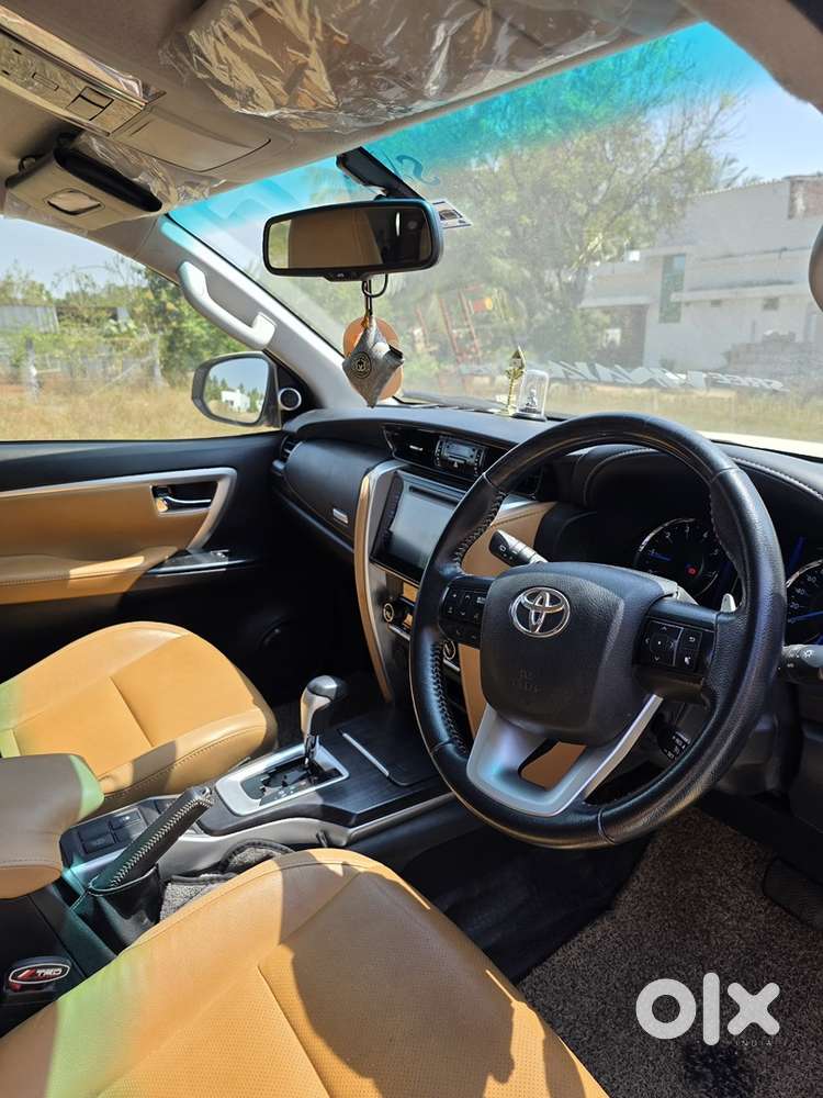 Toyota Fortuner 2020 Diesel Well Maintained