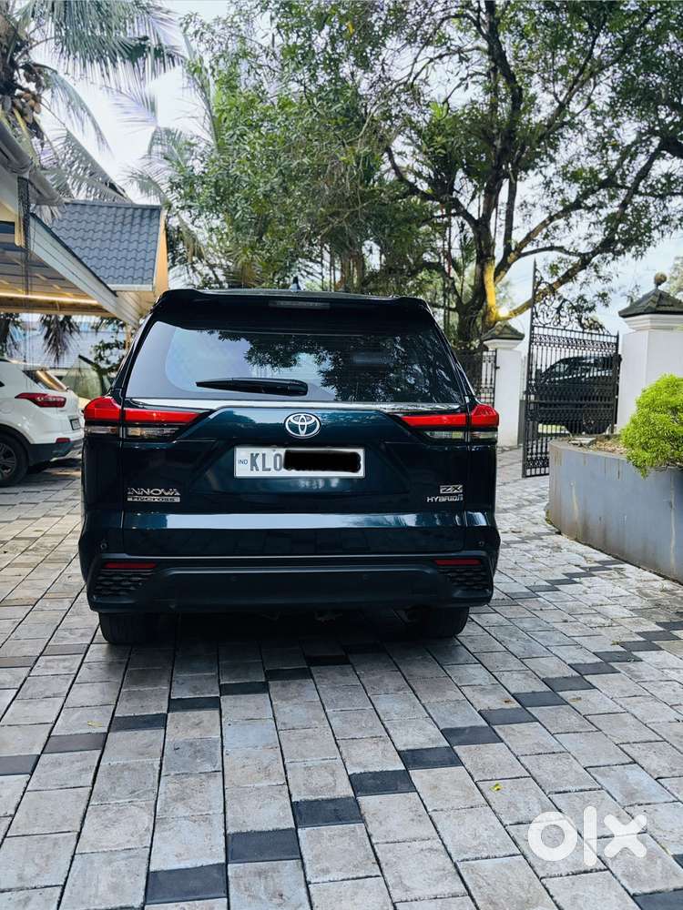 Toyota Innova Hycross 2.0 Zx (o) Hybrid 7 Str, 2023, Electric