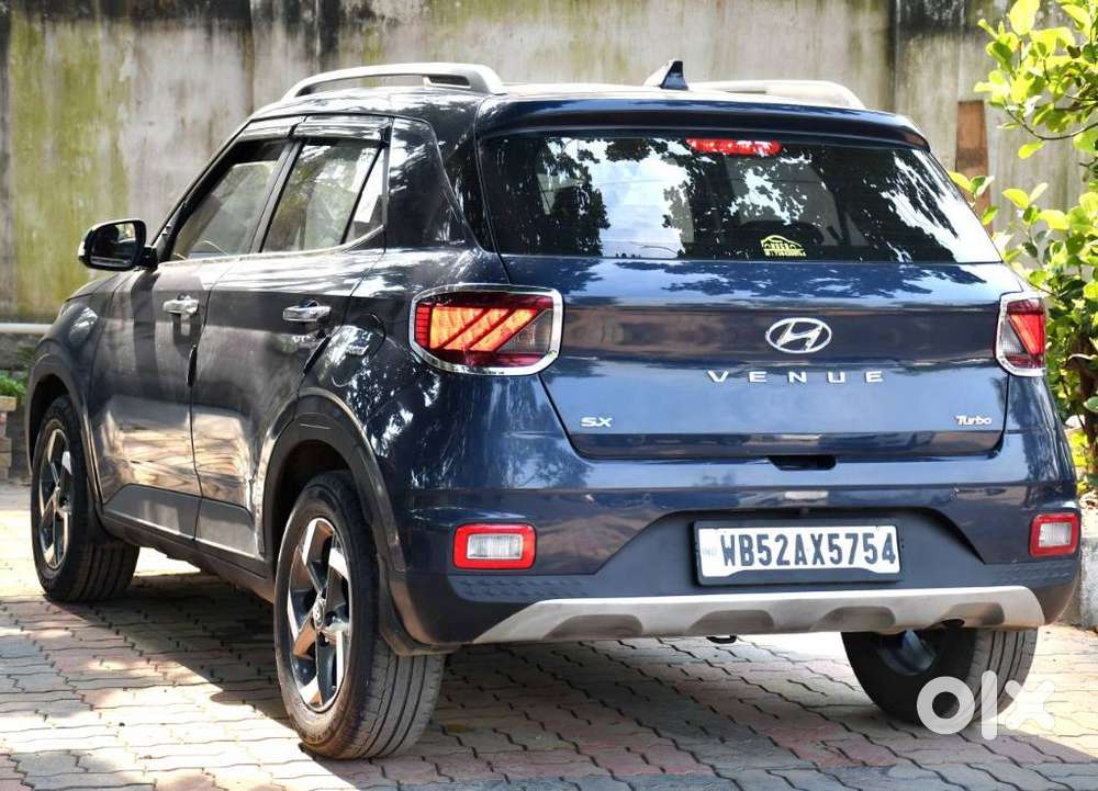 Hyundai Venue Sx+ At, 2020, Petrol