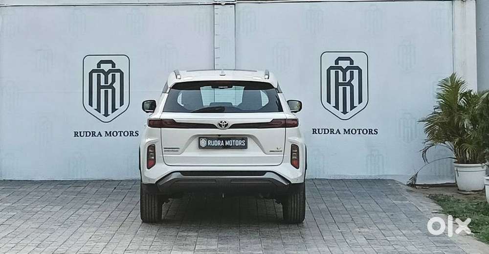 Toyota Urban Cruiser Hyryder 1.5 V Neo Drive At, 2024, Petrol