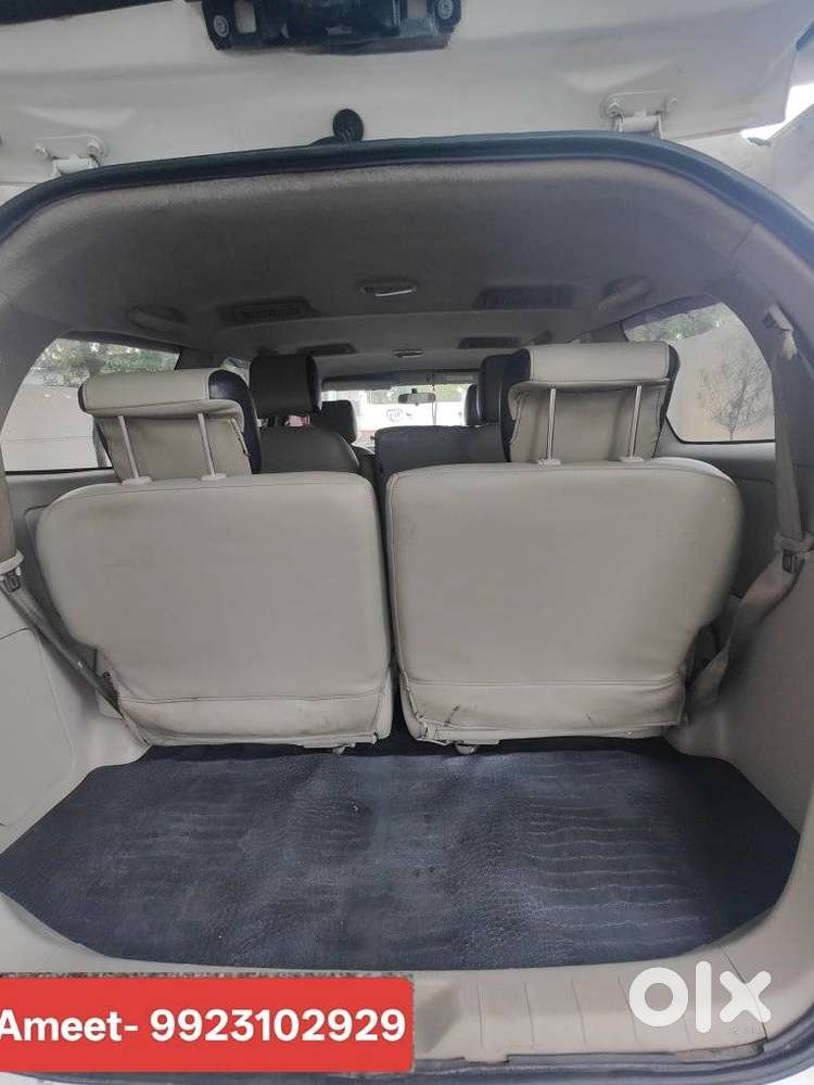 Toyota Innova 2.5 Vx 8 Str, 2012