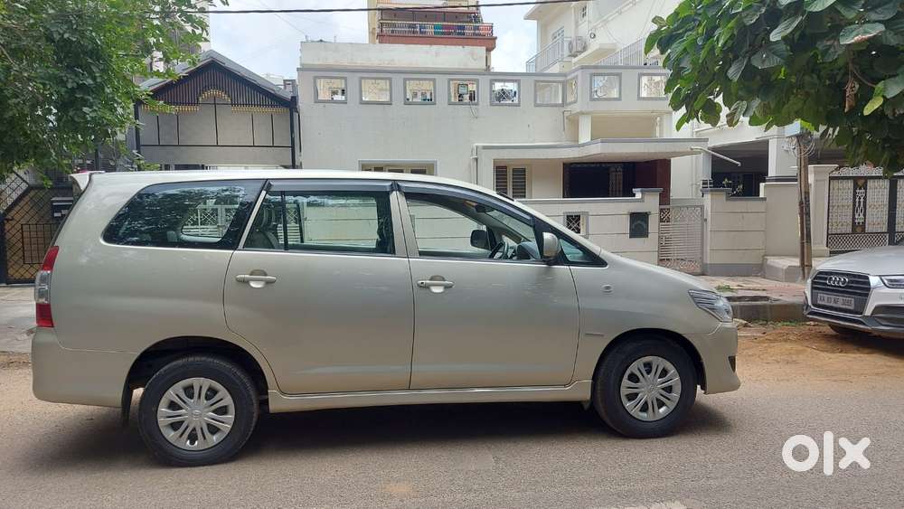 Toyota Innova 2.5 G (diesel) 7 Seater Bs Iv, 2013, Diesel