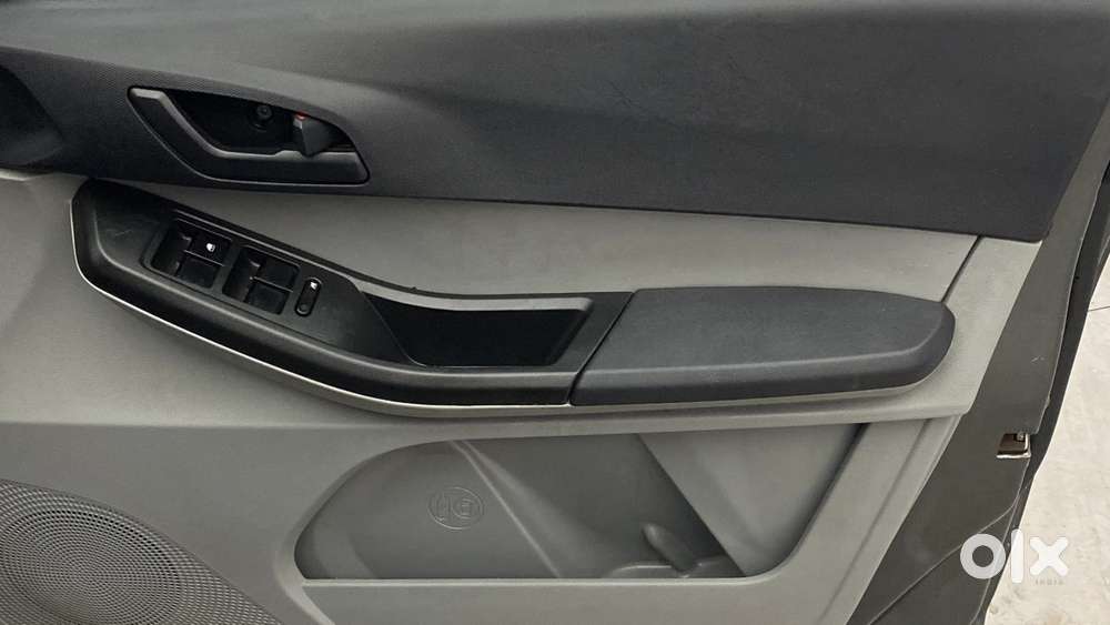 Tata Tiago 1.05 Revotorq Xt, 2023, Petrol