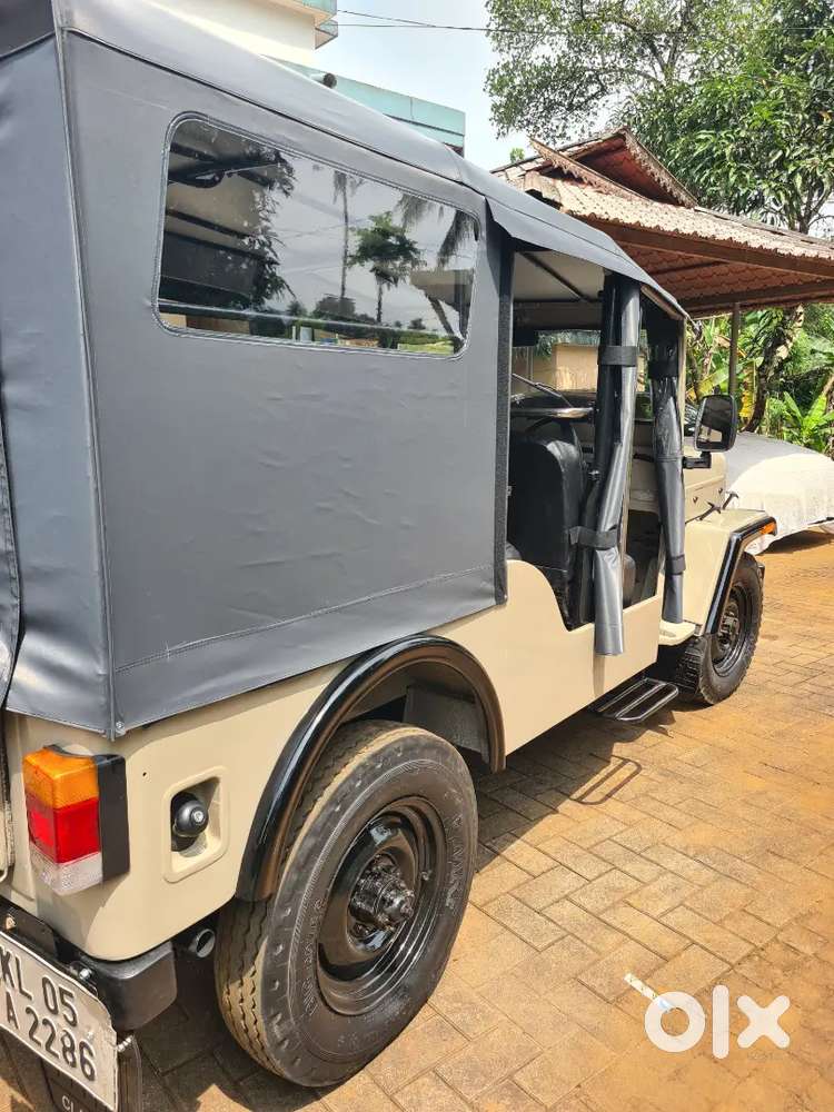 Mahindra Commander 1991 New Paint New Seat New Padutha  New Insuran