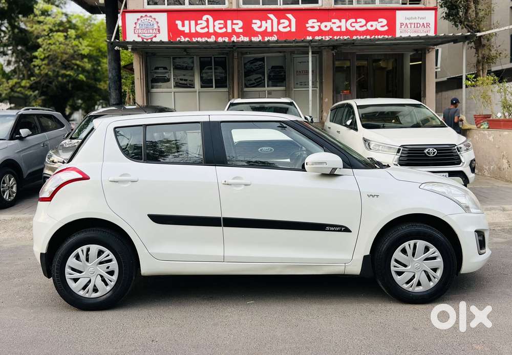 Maruti Suzuki Swift 1.2 Vxi (o), 2014, Petrol