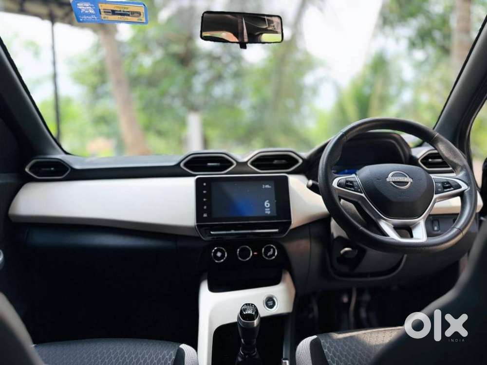 Nissan Magnite 1.0 Xv, 2023, Petrol