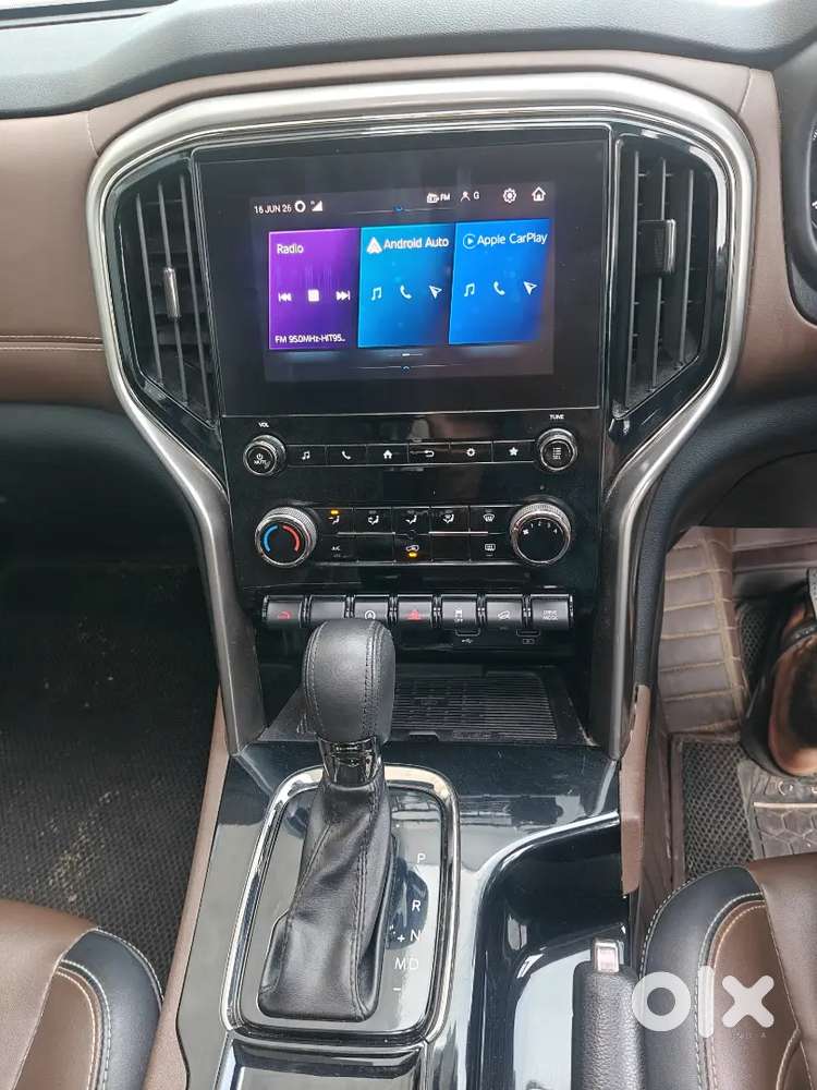 Scorpio N Z8 Select Automatic Black
