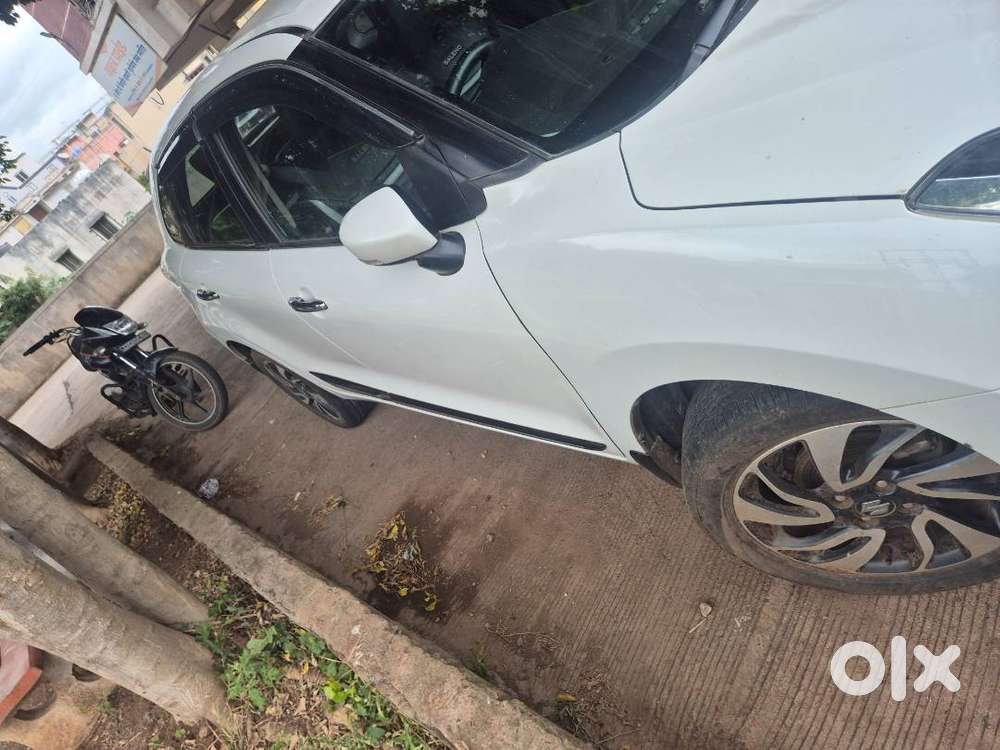 Maruti Suzuki Baleno Zeta 2021