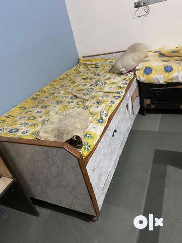 Single box deals bed price olx