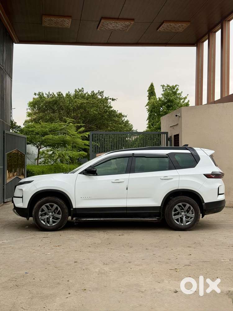 Tata Safari Pure Plus S, 2024, Diesel
