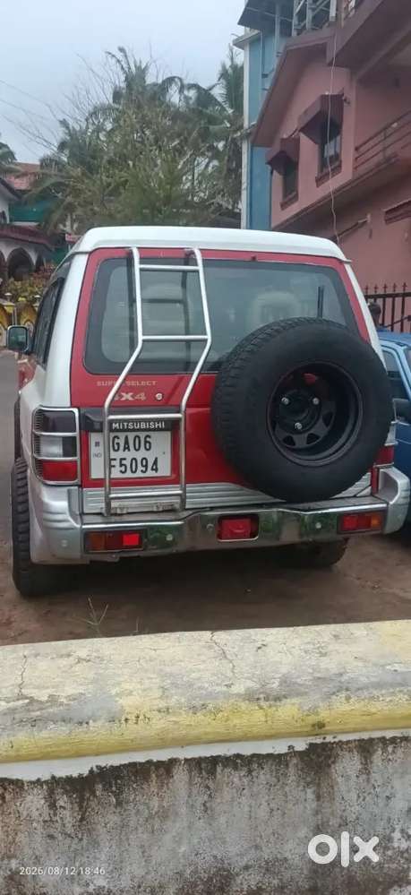 Mitsubishi Pajero Sfx 4x4 2010