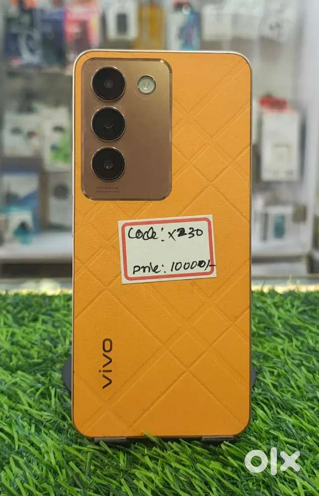 VIVO Y200E 5G  8GB display c+ 128GB  Condition: Good  Only Device