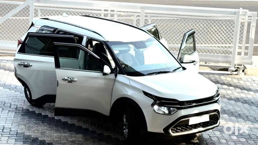 Kia Carens, 2024