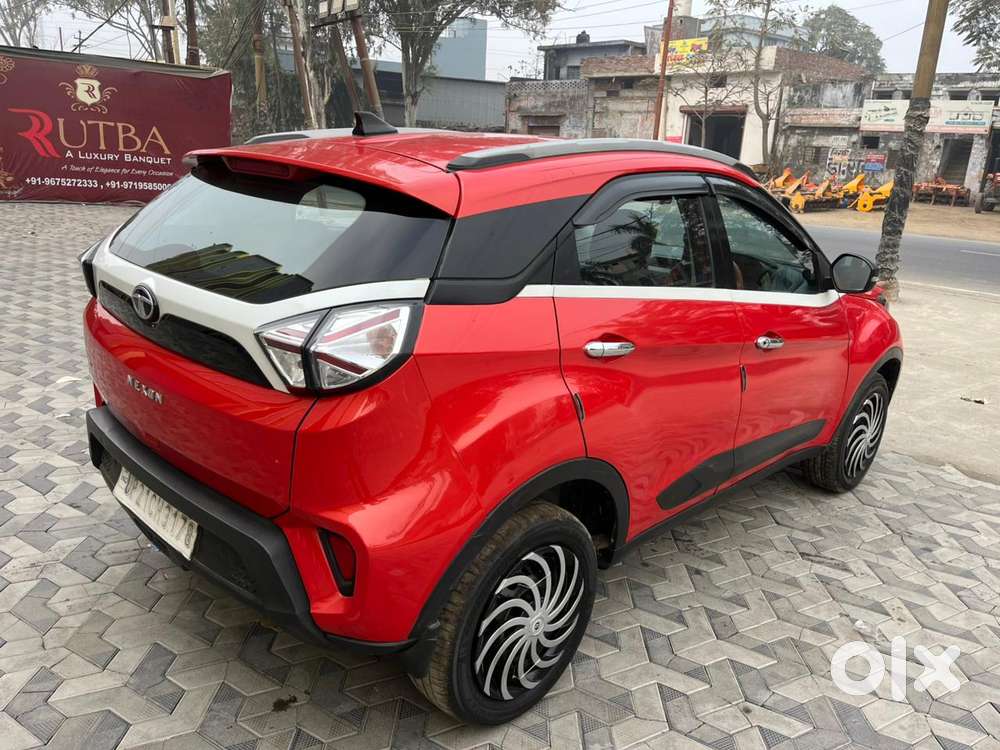 Tata Nexon 1.5 Revotorq Xm (s), 2020, Petrol