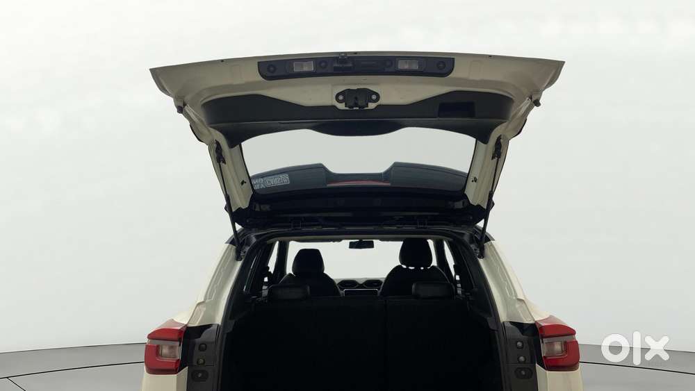 Nissan Magnite 1.0 Xv Premium Turbo (o) Dual Tone, 2022, Petrol