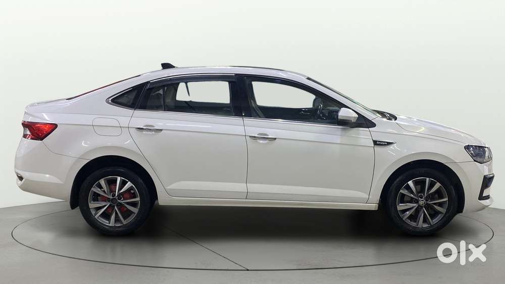Skoda Slavia 1.0 Tsi Style At, 2022, Petrol