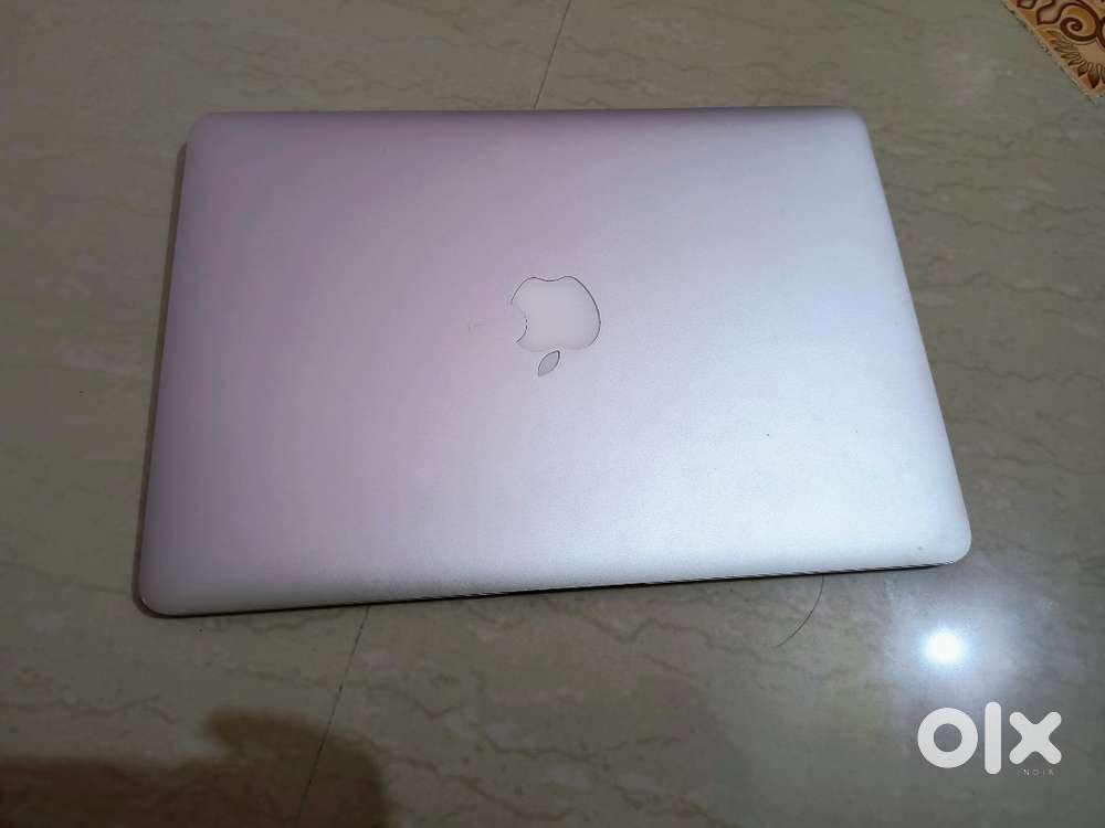 Apple Macbook Air