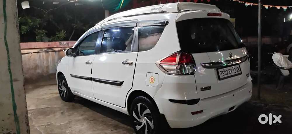 Maruti Suzuki Ertiga 2016 Diesel 141000 Km Driven