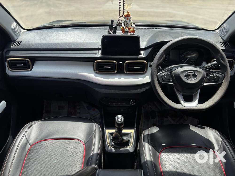 Tata Punch 1.2 Revotron Accomplished Dazzle Pack Mt, 2022, Petrol